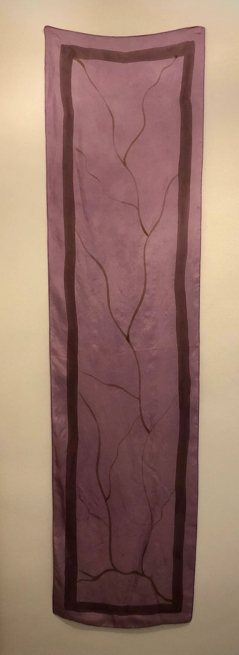 Custom Silk Echarpe Light and Grape Roots