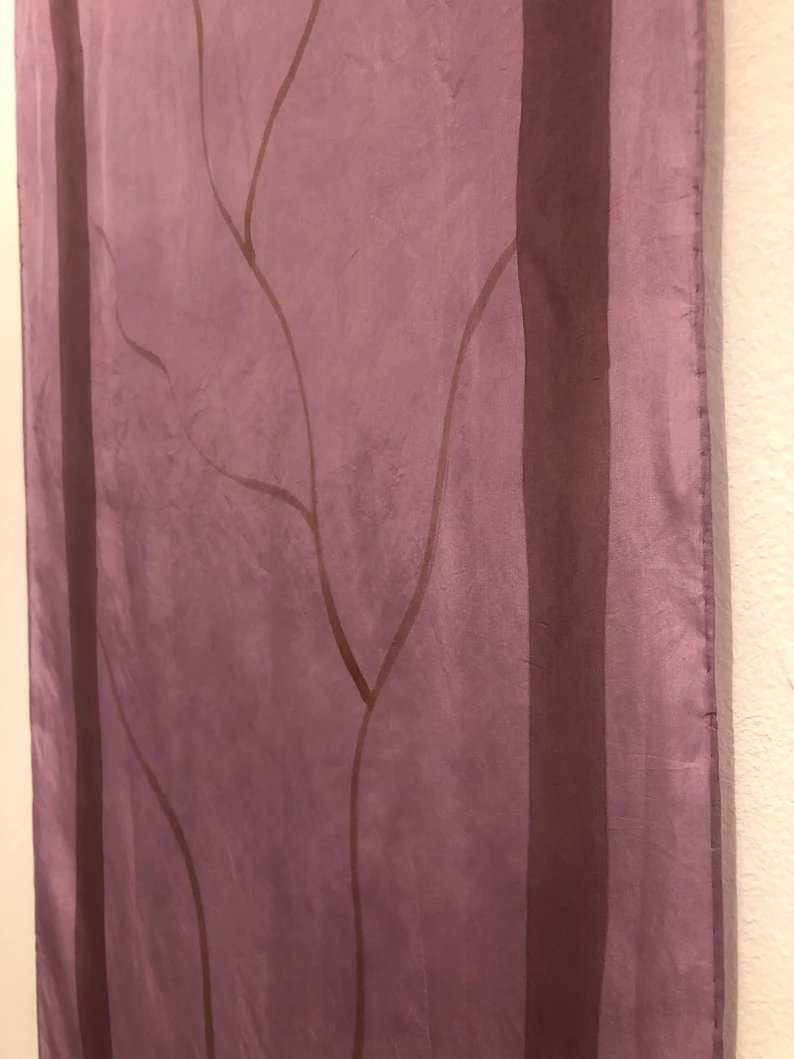 Custom Silk Echarpe Light and Grape Roots