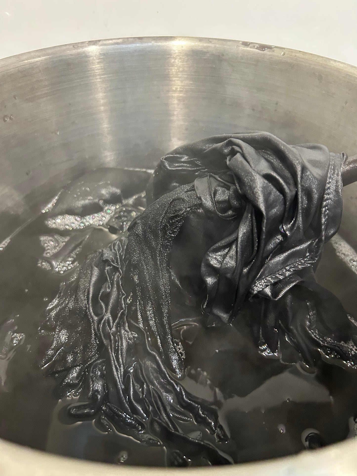 Silk Top Black Roots