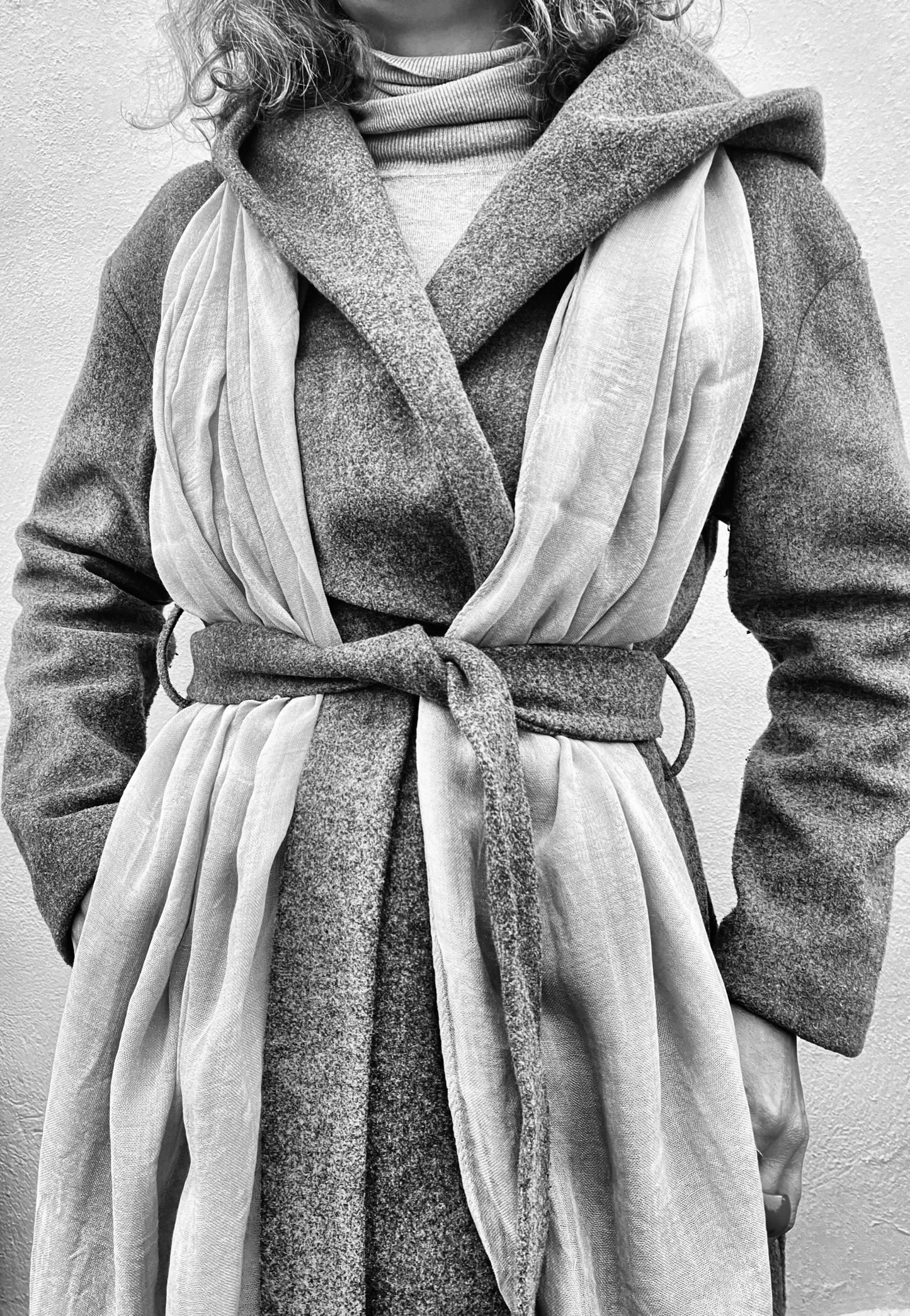 Wool and Silk Scarf Gray Roots