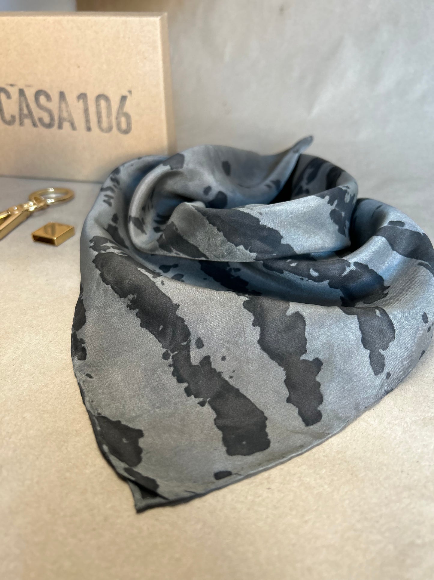 Silk Scarf with Keychain gray Logwood