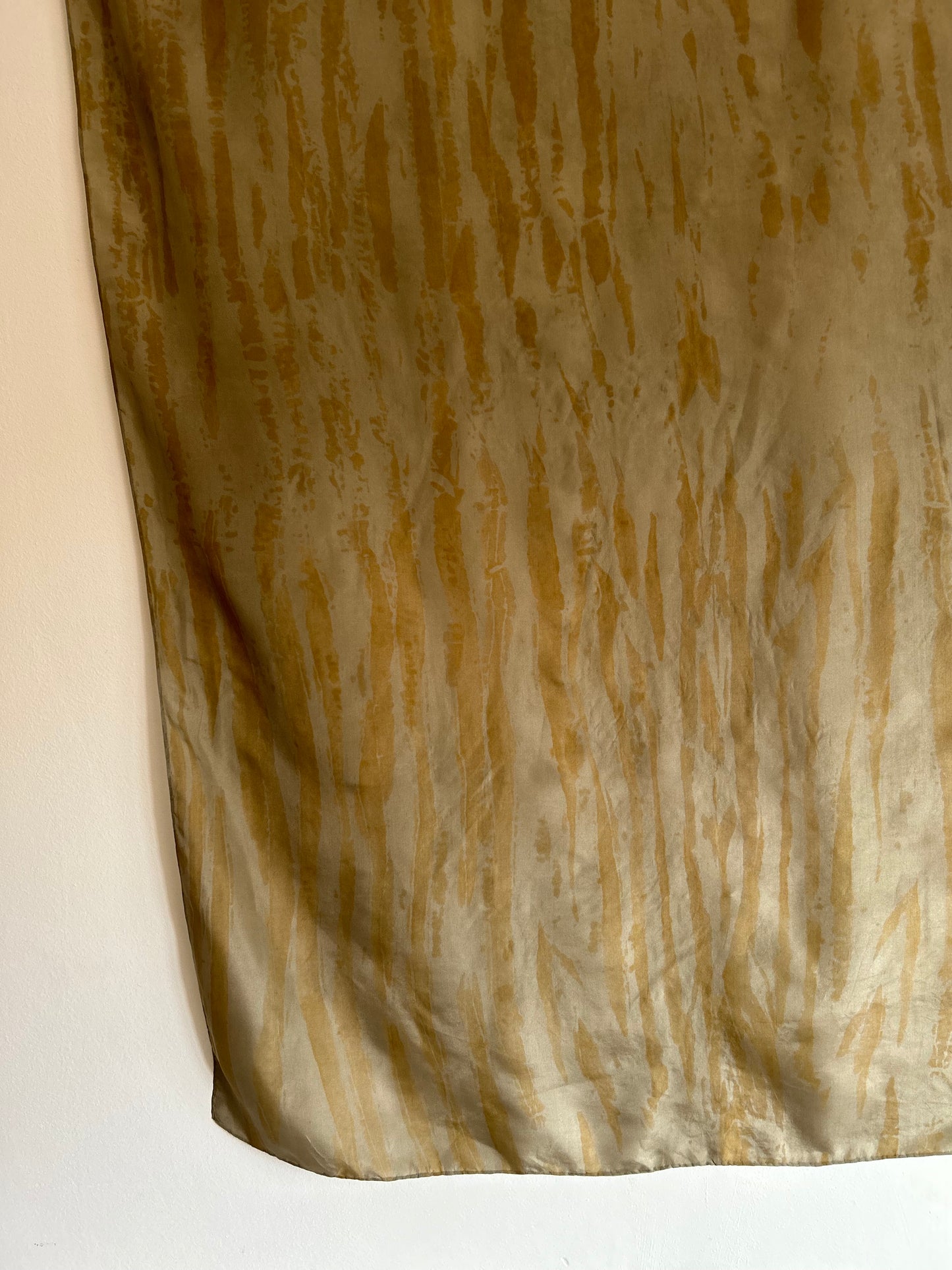 Silk Scarf Light Gold Roots