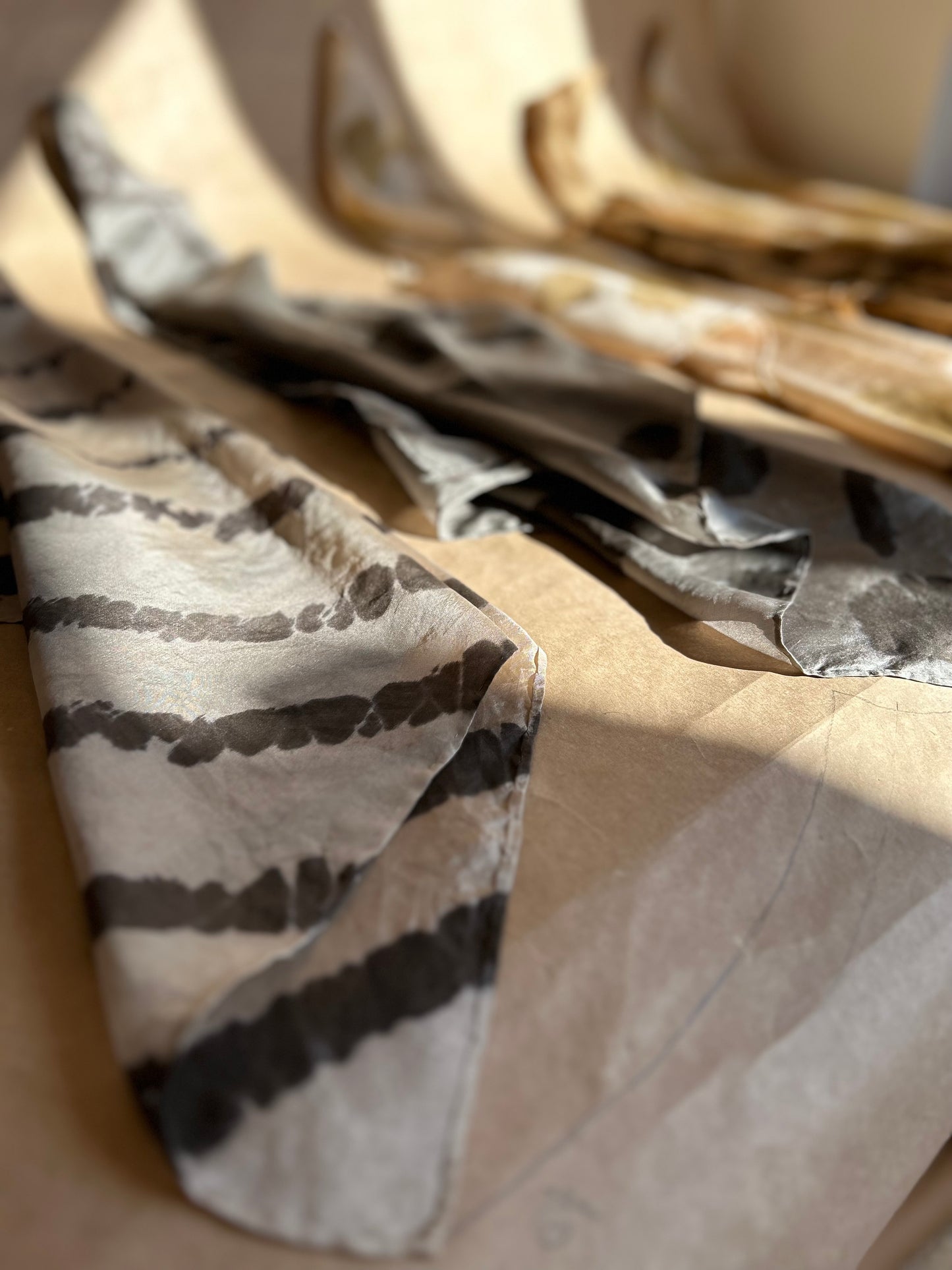 Silk Scarf Eucaliptos and citric acid