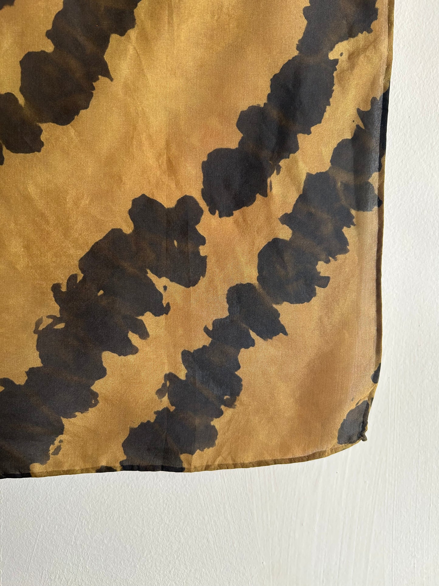 Silk Scarf with Keychain Gold Onion Skin